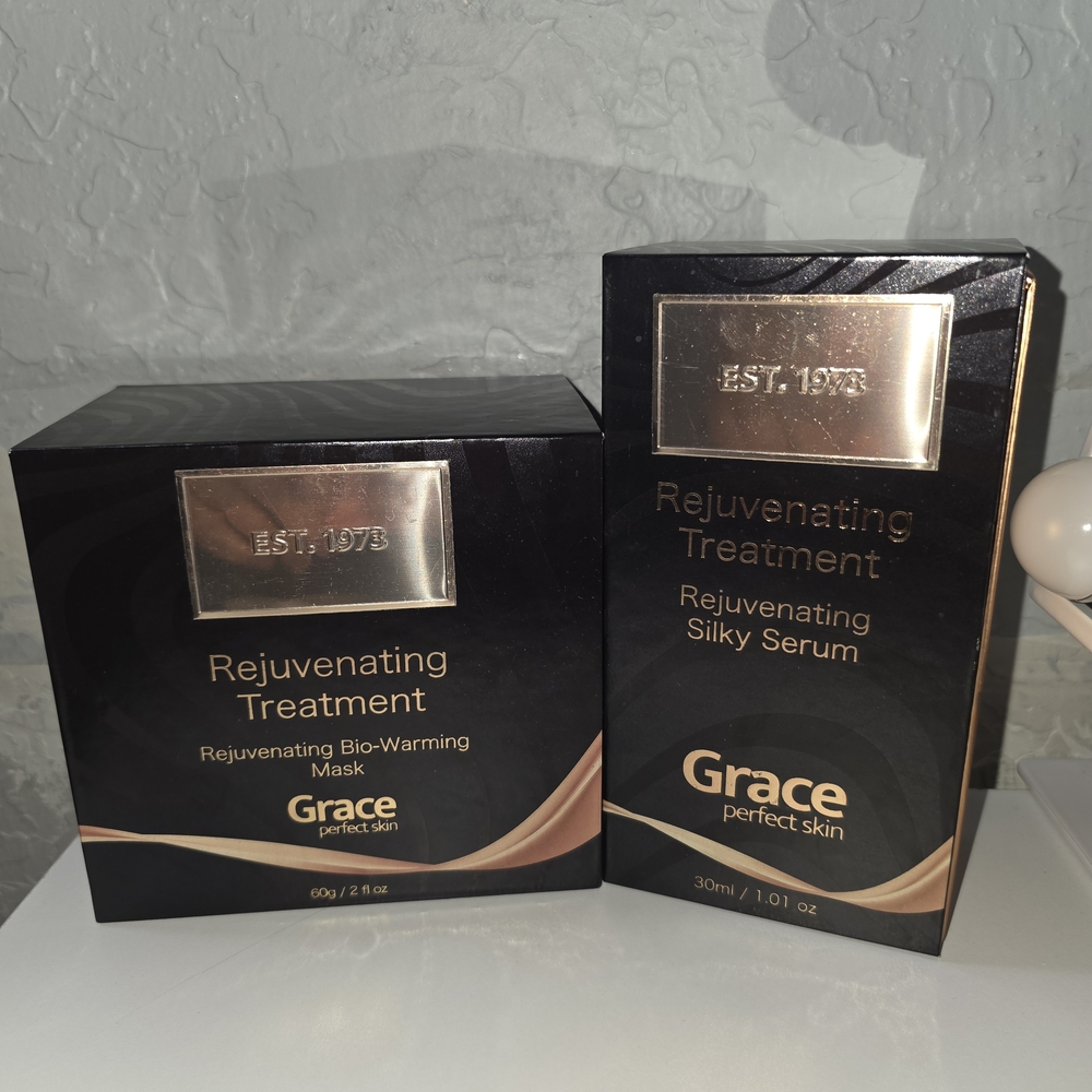 Grace Rejuvenating Treatment Set - Black & Gold Accents
